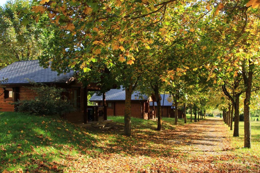 Hotel, Bungalows Y Camping Víu Eksteriør billede